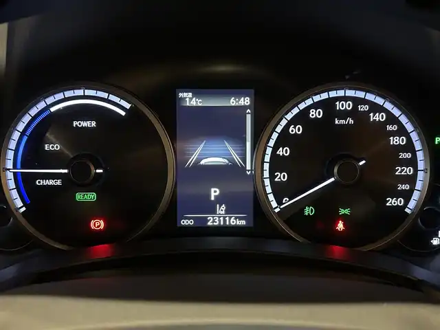 レクサス ＮＸ 300h Fスポーツ 道央・札幌 2019(平31)年 2.4万km ソニッククォーツ TRDエアロ＋マフラー/TRD19インチ鍛造AW/ムーンルーフ/ヘッドアップディスプレイ/マークレビンソンプレミアムサラウンド/パノラミックビューモニター/パーキングサポートブレーキ/アクセサリーコンセントAC100V/1500W/ブラインドスポットモニター＋RCTA/三眼フルLEDヘッドランプ＋AHS/ 　＋寒冷地仕様/おくだけ充電/ルーフレール/後席6：4分割電動リクライニング/オーナメントパネル本アルミ名栗調仕上げ