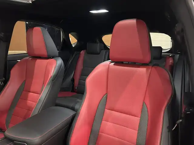 レクサス ＮＸ 300h Fスポーツ 道央・札幌 2019(平31)年 2.4万km ソニッククォーツ TRDエアロ＋マフラー/TRD19インチ鍛造AW/ムーンルーフ/ヘッドアップディスプレイ/マークレビンソンプレミアムサラウンド/パノラミックビューモニター/パーキングサポートブレーキ/アクセサリーコンセントAC100V/1500W/ブラインドスポットモニター＋RCTA/三眼フルLEDヘッドランプ＋AHS/ 　＋寒冷地仕様/おくだけ充電/ルーフレール/後席6：4分割電動リクライニング/オーナメントパネル本アルミ名栗調仕上げ