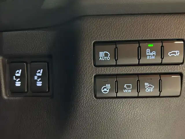 レクサス ＮＸ 300h Fスポーツ 道央・札幌 2019(平31)年 2.4万km ソニッククォーツ TRDエアロ＋マフラー/TRD19インチ鍛造AW/ムーンルーフ/ヘッドアップディスプレイ/マークレビンソンプレミアムサラウンド/パノラミックビューモニター/パーキングサポートブレーキ/アクセサリーコンセントAC100V/1500W/ブラインドスポットモニター＋RCTA/三眼フルLEDヘッドランプ＋AHS/ 　＋寒冷地仕様/おくだけ充電/ルーフレール/後席6：4分割電動リクライニング/オーナメントパネル本アルミ名栗調仕上げ