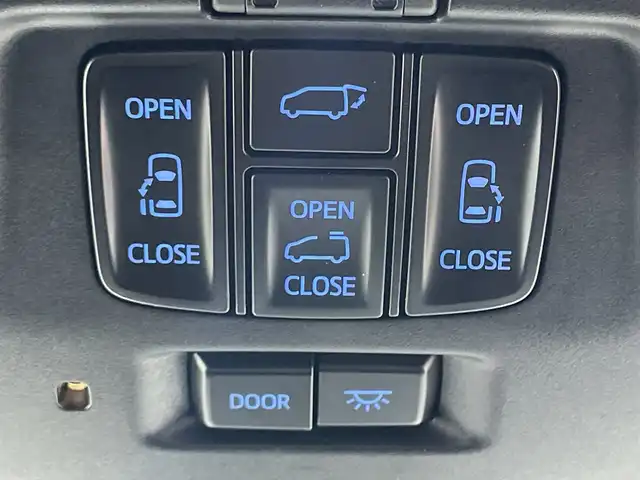 トヨタ アルファード S Cパッケージ 神奈川県 2021(令3)年 3.9万km ブラック 純正9型ディスプレイオーディオ/AM FM Bluetooth フルセグ DVD/バックカメラ/ツインムーンルーフ/モデリスタエアロ/純正フリップダウンモニター/セーフティセンス/レーントレーシングアラート/クリアランスソナー/パーキングサポートブレーキ/プリクラッシュセーフティ/ブラインドスポットモニター/リヤ・クロストラフィック・アラート/ロードサインアシスト/レーダークルーズコントロール/デジタルインナーミラー/前後ドライブレコーダー/レザーシート/パワーシート/シートメモリー/前席シートヒーター/前席シートベンチレーション/ステアリングヒーター/ステアリングリモコン/ビルトインETC/オートホールド/純正18インチアルミホイル/LEDヘッドライト/オートライト/オートマチックハイビーム/スマートキー