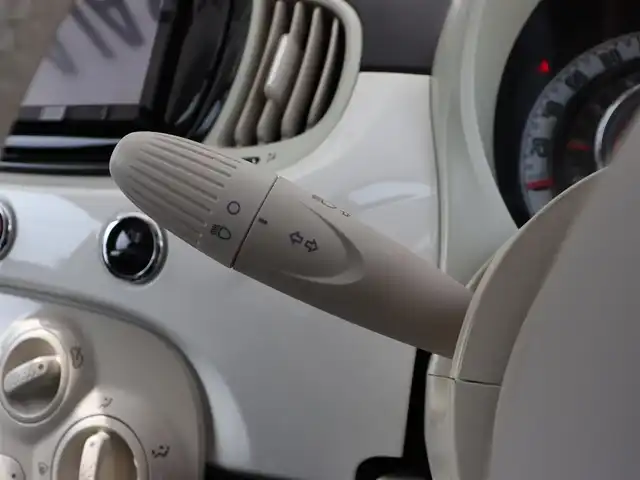 フィアット ５００ 1．2 ポップ 長野県 2018(平30)年 5.3万km 白 ワンオーナー/社外メモリナビ（AVIC-RZ801）/フルセグTV/DVD/CD/USB/SD/Bluetooth/ETC/キーレス/スペアキー/新車時保証書/取扱説明書