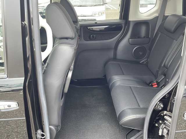 ホンダ Ｎ ＢＯＸ カスタム G ターボ Lパッケージ 島根県 2015(平27)年 5.4万km スマートブラック 〇純正ナビ/〇フルセグTV/〇バックカメラ/〇ETC/〇ドライブレコーダー/〇パワースライドドア（両側）/〇アイドリングストップシステム/〇クルーズコントロール/〇HIDヘッドランプ/〇オートライト/〇純正15インチアルミ/〇オートエアコン/〇革巻きステアリング/〇ステアリングスイッチ/〇パドルシフト/〇合皮/ファブリックコンビシート/〇シートヒーター/〇スマートキーシステム/〇ターボ/〇禁煙車