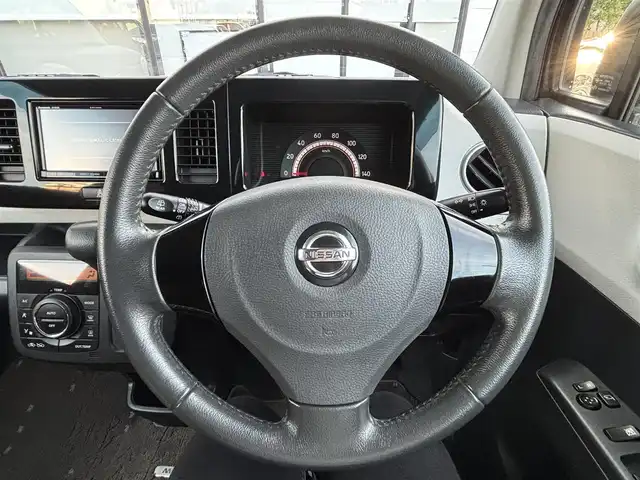 日産 モコ 宮城県 2013(平25)年 5.5万km ダークレディッシュブラウンパール/ガングレーM 登録時走行距離54215km/社外SDナビ【フルセグ・BT・CD】地図SD無し/ドラレコ搭載ルームミラー/ターボ/ドアバイザー/ウィンカーミラー