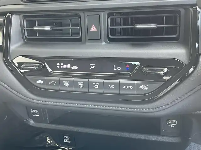 ホンダ ＷＲ－Ｖ Z+ 東京都 2025(令7)年 0.1千km クリスタルブラックパール 登録済未使用車/純正コネクトナビ/バックモニター/衝突軽減/路外逸脱抑制機能/パーキングセンサー/アダプティブクルーズコントロール/ステアリングスイッチ/横滑り抑制機能/スマートキー/オートエアコン