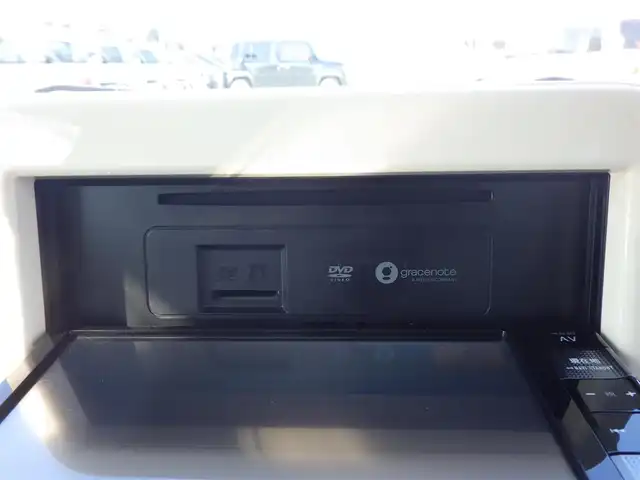 スズキ ラパン L 千葉県 2015(平27)年 2.9万km フォーンベージュM スズキセーフティサポート/アイドリングストップ/純正メモリーナビ/地デジTV/【DVD/CD再生機能　Bluetooth接続】/運転席シートヒーター/携帯リモコン