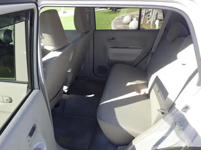 スズキ ラパン L 千葉県 2015(平27)年 2.9万km フォーンベージュM スズキセーフティサポート/アイドリングストップ/純正メモリーナビ/地デジTV/【DVD/CD再生機能　Bluetooth接続】/運転席シートヒーター/携帯リモコン