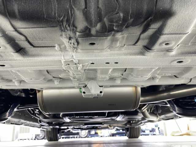 ホンダ ステップワゴン スパーダ eHEV 岐阜県 2025(令7)年 0.1千km プラチナホワイトパール 登録済み未使用車/純正11.4インチナビゲーション【LXM-247VFLi】/AppleCarplay /Android Auto/Bluetooth /CD DVD/フルセグテレビ/AM FM/SD/USB/革巻きステアリング/ステアリングリモコン/パドルシフト/メモリー機能付きパワーバックドア/ハーフレザーシート/シートヒーター(D/N席)/ ２列目シートオットマン/全列USBチャージャー付/両側パワースライドドア/LEDヘッドライト/ヘッドライトレベライザー/オートハイビーム/アダプティブドライビングビーム/スマートキー/プッシュスタート/スペアキー有/ホンダセンシング/先行車発進お知らせ機能/歩行者事故低減ステアリング/路外逸脱抑制機能/標識認識機能/渋滞追従機能付アダプティブクルーズコントロール（ACC）/車線維持支援システム（LKAS）/トラフィックジャムアシスト（渋滞運転支援機能）/ブラインドスポットインフォメーション/誤発進抑制機能/後方誤発進抑制機能/近距離衝突軽減ブレーキ/アクセル抑制機能/パーキングセンサーシステム/後退出庫サポート/減速セレクター