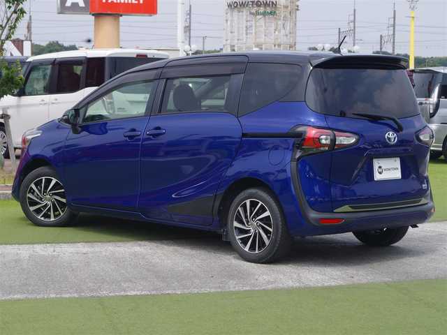 トヨタ シエンタ ハイブリッド G クエロ 千葉県 2020(令2)年 4.5万km 青Ⅱ 185/60R15/Toyota Safety Sense/・プリクラッシュセーフティ/・レーンディパーチャーアラート/・オートハイビーム/クルーズコントロール/両側パワースライドドア/社外メモリーナビ/地デジTV/【DVD/CD再生機能　Bluetooth接続】/バックカメラ/ドライブレコーダー（前後撮影）/革巻きステアリング/ステアリングヒーター/ステアリングスイッチ/ETC（2.0）/LEDヘッドライト/フォグライト/ウインカーミラー/クリアランスソナー/社外15インチアルミホイル/サイド/カーテンエアバッグ/スマートキー