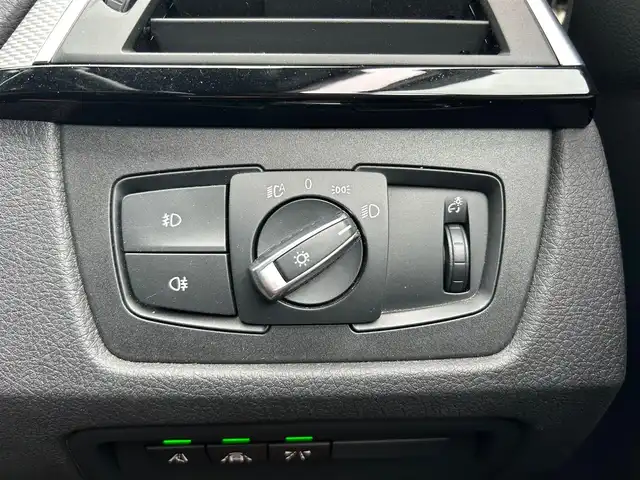 ＢＭＷ ３２０ｄ ツーリング Mスポーツ 石川県 2017(平29)年 6万km 白 純正ナビ　/バックカメラ　/Ｂｌｕｅｔｏｏｔｈ　/クルーズコントロール　/パドルシフト　/スマートキー　/プッシュスタート　/パワーシート（前席）/キセノンライト　/フロアマット