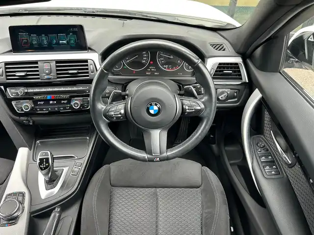ＢＭＷ ３２０ｄ ツーリング Mスポーツ 石川県 2017(平29)年 6万km 白 純正ナビ　/バックカメラ　/Ｂｌｕｅｔｏｏｔｈ　/クルーズコントロール　/パドルシフト　/スマートキー　/プッシュスタート　/パワーシート（前席）/キセノンライト　/フロアマット