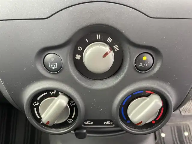 日産 ノート X 富山県 2016(平28)年 2万km ダークメタルグレー 純正ナビ（AM/FM/DVD/BT/フルセグ）/全方位カメラ/ドライブレコーダー/ETC/衝突被害軽減システム/レーンキープアシスト/コーナーセンサー/横滑り防止装置/アイドリングストップ/純正フロアマット/オートハロゲンライト/ステアリングスイッチ/電動格納ミラー/スマートキー/スペアキー