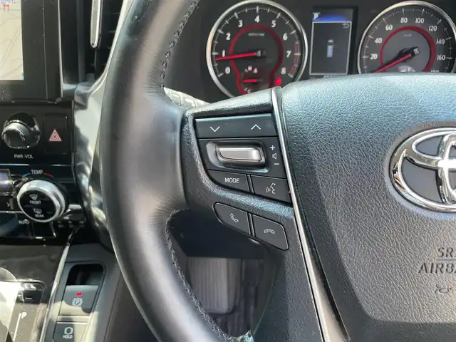 トヨタ アルファード S Cパッケージ 滋賀県 2020(令2)年 4.7万km ブラック 純正9型ナビ/Bluetooth/TV/モデリスタエアロ（前後）/トヨタセーフティーセンス/レーダークルーズコントロール/ブラインドスポットモニター/プリクラッシュセーフティシステム/レーンディパーチャーアラート/オートマチックハイビーム/レーンキープアシスト/後席モニター/デジタルインナーミラー/シートヒーター/パワーシート/ステアリングヒーター/両側パワースライドドア/電動リアゲート/前後ドライブレコーダー/後席オットマン