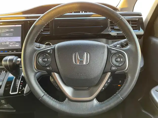 ホンダ ステップワゴン スパーダ ホンダセンシング 岩手県 2018(平30)年 6.3万km オブシダンブルーパール ターボ　純正８型ナビ　バックＣ　フルセグ　ＤＶＤ再生　ＨＤＭＩ　Ｂｌｕｅｔｏｏｔｈ　レーダークルーズ　ワイパーデアイサー　両側電動スライド　純正１６ＡＷ　ヒーター付電格ミラー　オートＬＥＤライト