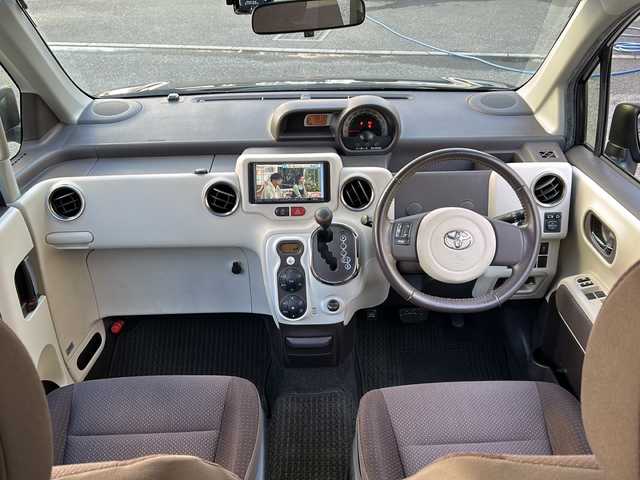 トヨタ スペイド G 埼玉県 2014(平26)年 4.4万km ダークバイオレットマイカメタリック 登録時43457km/社外メモリナビ（NR-MZ60）/バックカメラ/フルセグTV/CD/DVD/SD/Bluetooth/片側パワースライドドア/シートヒーター（D席）/革巻きハンドル/純正15インチアルミホイール/ETC/前後ドライブレコーダー/横滑り防止装置/電動格納ミラー/ウィンカーミラー/純正フロアマット/スマートキー/プッシュスタート/保証書/取扱説明書