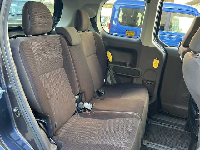 トヨタ スペイド G 埼玉県 2014(平26)年 4.4万km ダークバイオレットマイカメタリック 登録時43457km/社外メモリナビ（NR-MZ60）/バックカメラ/フルセグTV/CD/DVD/SD/Bluetooth/片側パワースライドドア/シートヒーター（D席）/革巻きハンドル/純正15インチアルミホイール/ETC/前後ドライブレコーダー/横滑り防止装置/電動格納ミラー/ウィンカーミラー/純正フロアマット/スマートキー/プッシュスタート/保証書/取扱説明書