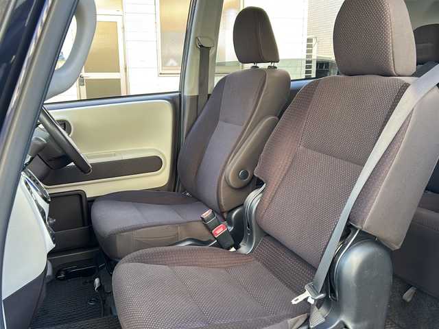 トヨタ スペイド G 埼玉県 2014(平26)年 4.4万km ダークバイオレットマイカメタリック 登録時43457km/社外メモリナビ（NR-MZ60）/バックカメラ/フルセグTV/CD/DVD/SD/Bluetooth/片側パワースライドドア/シートヒーター（D席）/革巻きハンドル/純正15インチアルミホイール/ETC/前後ドライブレコーダー/横滑り防止装置/電動格納ミラー/ウィンカーミラー/純正フロアマット/スマートキー/プッシュスタート/保証書/取扱説明書