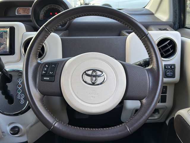 トヨタ スペイド G 埼玉県 2014(平26)年 4.4万km ダークバイオレットマイカメタリック 登録時43457km/社外メモリナビ（NR-MZ60）/バックカメラ/フルセグTV/CD/DVD/SD/Bluetooth/片側パワースライドドア/シートヒーター（D席）/革巻きハンドル/純正15インチアルミホイール/ETC/前後ドライブレコーダー/横滑り防止装置/電動格納ミラー/ウィンカーミラー/純正フロアマット/スマートキー/プッシュスタート/保証書/取扱説明書