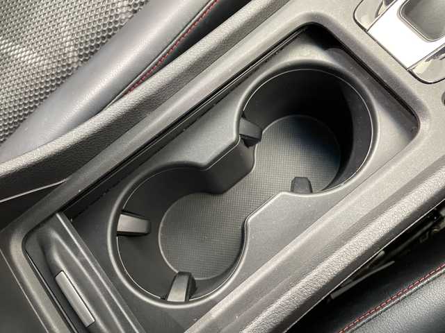 ホンダ ジェイド RS 栃木県 2016(平28)年 4.5万km クリスタルブラックパール 純正メモリナビ/（CD/DVD/TV/Bluetooth/USB/HDMI）/バックカメラ/サイドカメラ/ETC/ハーフレザーシート/禁煙車/オートライト/LEDヘッドライト/横滑り防止装置/スマートキー/プッシュスタート/アイドリングストップ/純正17インチアルミホイール/純正フロアマット