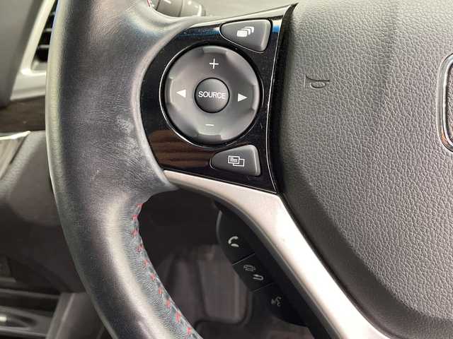 ホンダ ジェイド RS 栃木県 2016(平28)年 4.5万km クリスタルブラックパール 純正メモリナビ/（CD/DVD/TV/Bluetooth/USB/HDMI）/バックカメラ/サイドカメラ/ETC/ハーフレザーシート/禁煙車/オートライト/LEDヘッドライト/横滑り防止装置/スマートキー/プッシュスタート/アイドリングストップ/純正17インチアルミホイール/純正フロアマット