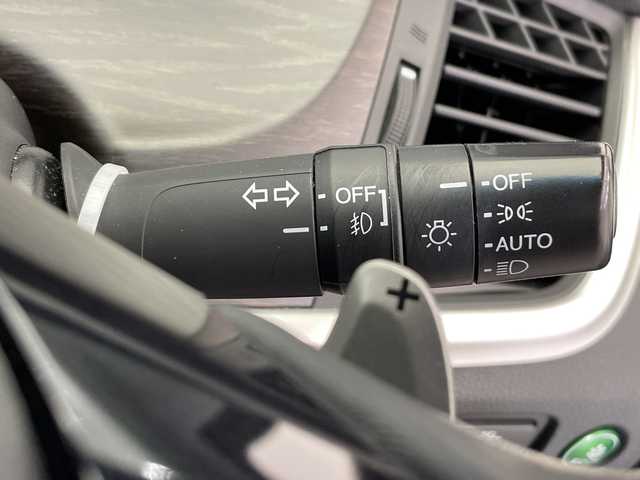 ホンダ ジェイド RS 栃木県 2016(平28)年 4.5万km クリスタルブラックパール 純正メモリナビ/（CD/DVD/TV/Bluetooth/USB/HDMI）/バックカメラ/サイドカメラ/ETC/ハーフレザーシート/禁煙車/オートライト/LEDヘッドライト/横滑り防止装置/スマートキー/プッシュスタート/アイドリングストップ/純正17インチアルミホイール/純正フロアマット