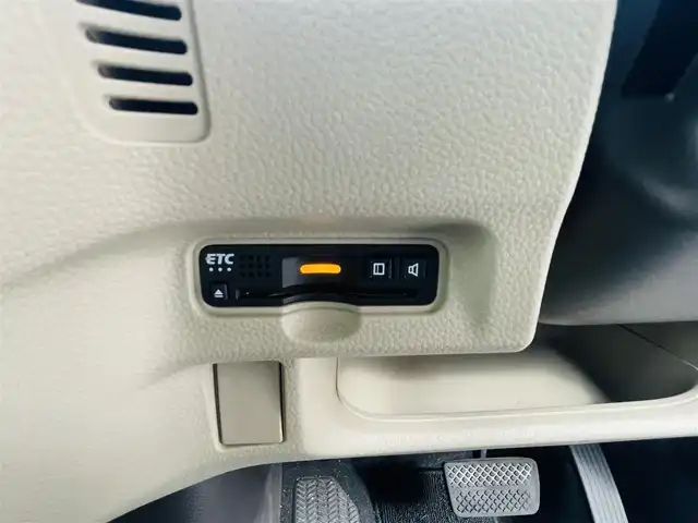 ホンダ Ｎ ＢＯＸ G L 岡山県 2018(平30)年 8.4万km クリスタルブラックパール (株)IDOMが運営する【じしゃロン岡山店】の自社ローン専用車両です。こちらは現金またはオートローンご利用時の価格です。 自社ローンご希望の方は別途その旨お申し付け下さい/・社外ナビゲーション/・バックカメラ/・ＥＴＣ/・片側電動スライドドア