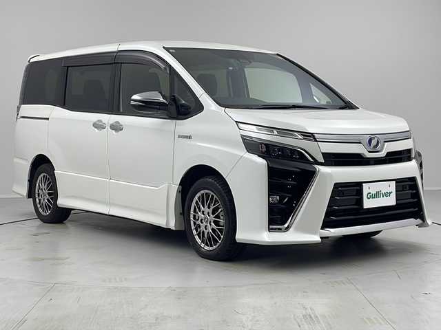 トヨタ ヴォクシー ハイブリッド ZS 煌Ⅱ 茨城県 2019(令1)年 4.6万km ホワイトパールクリスタルシャイン 純正SDナビ　バックカメラ　ETC2.0　前後ドラレコ　追従クルコン　LEDライト　オートライト　オートマチックハイビーム　コーナーセンサー　両側電動パワスラ　横滑り防止装置　レーンキープアシスト