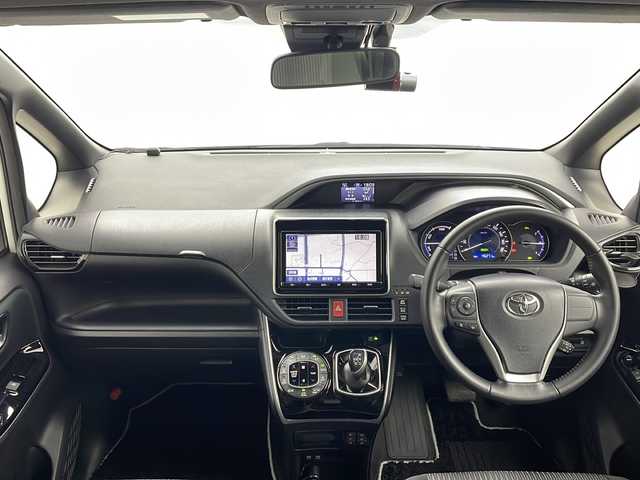 トヨタ ヴォクシー ハイブリッド ZS 煌Ⅱ 茨城県 2019(令1)年 4.6万km ホワイトパールクリスタルシャイン 純正SDナビ　バックカメラ　ETC2.0　前後ドラレコ　追従クルコン　LEDライト　オートライト　オートマチックハイビーム　コーナーセンサー　両側電動パワスラ　横滑り防止装置　レーンキープアシスト