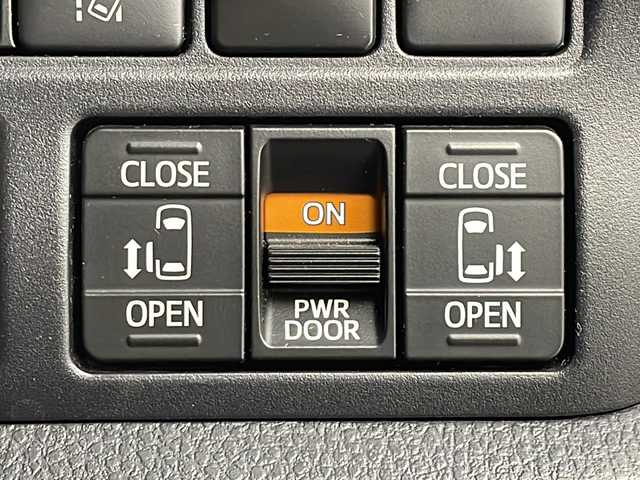 トヨタ ヴォクシー ハイブリッド ZS 煌Ⅱ 茨城県 2019(令1)年 4.6万km ホワイトパールクリスタルシャイン 純正SDナビ　バックカメラ　ETC2.0　前後ドラレコ　追従クルコン　LEDライト　オートライト　オートマチックハイビーム　コーナーセンサー　両側電動パワスラ　横滑り防止装置　レーンキープアシスト