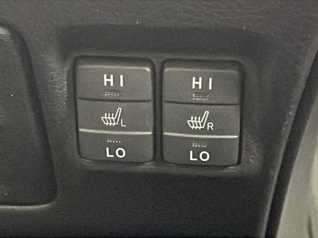 トヨタ ヴォクシー ハイブリッド ZS 煌Ⅱ 茨城県 2019(令1)年 4.6万km ホワイトパールクリスタルシャイン 純正SDナビ　バックカメラ　ETC2.0　前後ドラレコ　追従クルコン　LEDライト　オートライト　オートマチックハイビーム　コーナーセンサー　両側電動パワスラ　横滑り防止装置　レーンキープアシスト