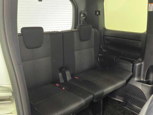 トヨタ ヴォクシー ハイブリッド ZS 煌Ⅱ 茨城県 2019(令1)年 4.6万km ホワイトパールクリスタルシャイン 純正SDナビ　バックカメラ　ETC2.0　前後ドラレコ　追従クルコン　LEDライト　オートライト　オートマチックハイビーム　コーナーセンサー　両側電動パワスラ　横滑り防止装置　レーンキープアシスト