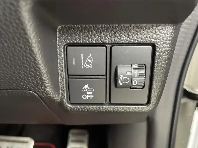 ホンダ Ｎ ＢＯＸ カスタム L ターボ スタイル+ブラック 埼玉県 2022(令4)年 5.7万km プラチナホワイトパール 純正８インチナビ　バックカメラ　ビルトインＥＴＣ　前後ドライブレコーダー　ホンダセンシング　アダプティブクルーズコントロール　シートヒーター純正アルミホイール　オートライト　ＬＥＤライト　地デジＴＶ