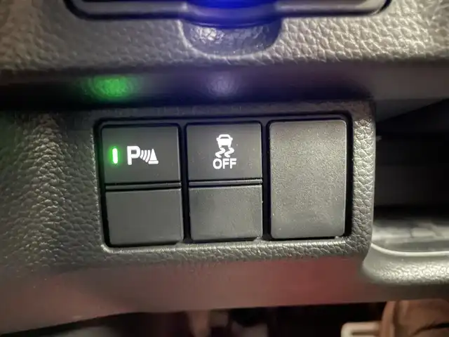 ホンダ Ｎ ＢＯＸ カスタム L ターボ スタイル+ブラック 埼玉県 2022(令4)年 5.7万km プラチナホワイトパール 純正８インチナビ　バックカメラ　ビルトインＥＴＣ　前後ドライブレコーダー　ホンダセンシング　アダプティブクルーズコントロール　シートヒーター純正アルミホイール　オートライト　ＬＥＤライト　地デジＴＶ