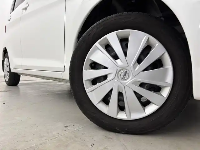 日産 デイズ X 山口県 2017(平29)年 5.9万km ホワイトパール 純正ナビ／フルセグＴＶ　/アラウンドビューモニター　/ＥＴＣ　/純正ドライブレコーダー　/プッシュスタート　/衝突被害軽減ブレーキ　/横滑り防止装置　/アイドリングストップ　/プッシュスタート　/電動格納式ドアミラー