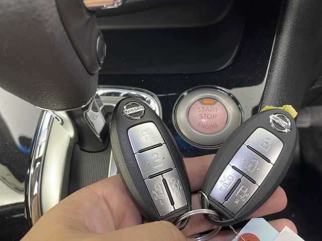 日産 セレナ HWS S HV Vセレ +SeftyⅡ 熊本県 2016(平28)年 6.6万km インペリアルアンバーP IMPULエアロ/IMPULマフラー/IMPUL18インチアルミホイール/純正ナビ/・フルセグTV/CD/DVD/SD/BT/・アラウンドビューモニター/フリップダウンモニター/エマージェンシーブレーキ/車線逸脱警報/コーナーセンサー/クルーズコントロール/前方ドライブレコーダー/ビルトインETC/ステアリングリモコン/LEDヘッドライト/オートライト/フォグランプ