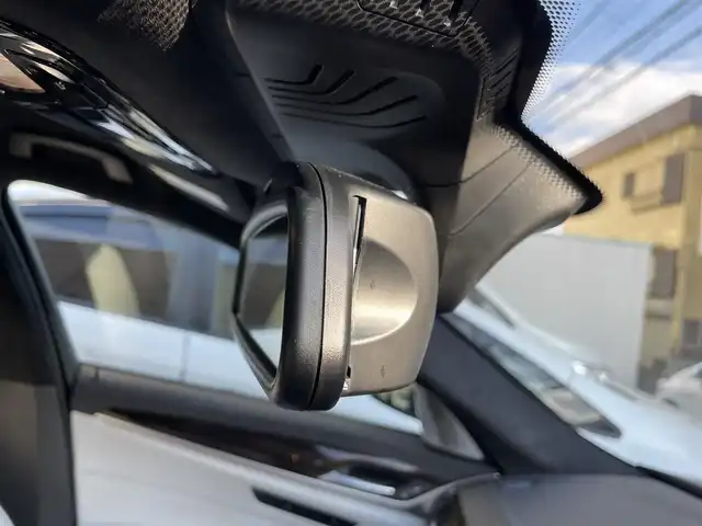 ＢＭＷ Ｍ５ 東京都 2018(平30)年 3.7万km マリナベイブルー 走行36687km/エクステンドメリノレザーシート/・アイボリーレザー/・シートヒーター/エアシート機能/コンフォートパッケージ/（ステアリングヒーター/マッサージ機能等）/Bowers&Wilkinsサウンドシステム/純正iDriveナビ/CD/チューナー/・AppleCarPlay ・Bluetooth/・スクリーンミラーリング/全方位カメラ/ワイヤレスQi充電/レーダー探知機（SUPERCAT/Z290Csd）/純正20インチアルミホイール/電動パワートランクリッド/アダプティブLEDヘッドランプ/ヘッドアップディスプレイ/レーダークルーズコントロール/ディスプレイキー1個/リモコンキー2個付/取説/整備手帳/記録簿(R1/2/3/4/5/6/7年)/車検R9年6月7日迄