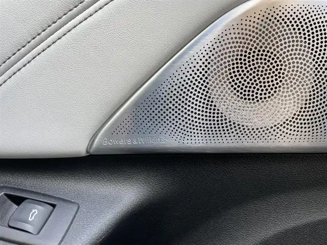 ＢＭＷ Ｍ５ 東京都 2018(平30)年 3.7万km マリナベイブルー 走行36687km/エクステンドメリノレザーシート/・アイボリーレザー/・シートヒーター/エアシート機能/コンフォートパッケージ/（ステアリングヒーター/マッサージ機能等）/Bowers&Wilkinsサウンドシステム/純正iDriveナビ/CD/チューナー/・AppleCarPlay ・Bluetooth/・スクリーンミラーリング/全方位カメラ/ワイヤレスQi充電/レーダー探知機（SUPERCAT/Z290Csd）/純正20インチアルミホイール/電動パワートランクリッド/アダプティブLEDヘッドランプ/ヘッドアップディスプレイ/レーダークルーズコントロール/ディスプレイキー1個/リモコンキー2個付/取説/整備手帳/記録簿(R1/2/3/4/5/6/7年)/車検R9年6月7日迄