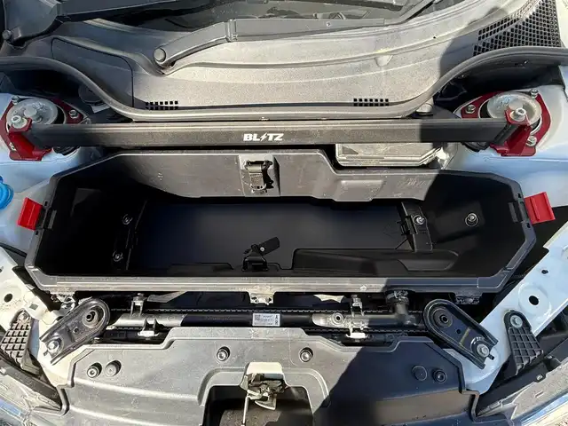 ホンダ Ｓ６６０ α 千葉県 2016(平28)年 3.7万km プレミアムスターホワイトパール 無限エアロ/BLITZフロントタワーバー/純正センターディスプレイ/Bluetooth接続/前後ドライブレコーダー/オートライト/純正15インチAW/ハーフレザースポーツシート/バックカメラ/LEDヘッドランプ/クルーズコントロール/パドルシフト/スマートキー/プッシュスタート