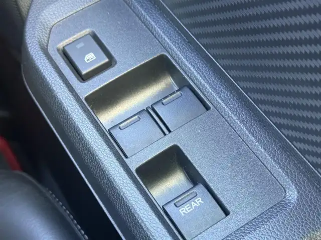 ホンダ Ｓ６６０ α 千葉県 2016(平28)年 3.7万km プレミアムスターホワイトパール 無限エアロ/BLITZフロントタワーバー/純正センターディスプレイ/Bluetooth接続/前後ドライブレコーダー/オートライト/純正15インチAW/ハーフレザースポーツシート/バックカメラ/LEDヘッドランプ/クルーズコントロール/パドルシフト/スマートキー/プッシュスタート