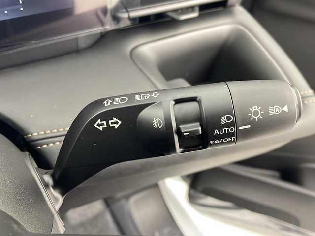 日産 セレナ e－パワー ハイウェイスター V 栃木県 2025(令7)年 0.1万km未満 プリズムホワイト 純正ナビ/（BT/USB/AM/FM/TV）/未使用車/アダプティブLEDヘッドライトシステム/全方位カメラ/インテリジェント アラウンドビューモニター/インテリジェント ルームミラー/アドバンスドドライブアシストディスプレイ/統合型インターフェースディスプレイ/ワイヤレス充電器+/ETC/車線逸脱警報/追従走行付きクルーズコントロール/車線逸脱警報/衝突軽減/先行車発進お知らせ/後側方衝突防止支援システム/パワースライドドア