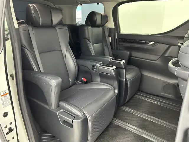 トヨタ ヴェルファイア Z Gエディション 福岡県 2019(平31)年 4.9万km ホワイトパールクリスタルシャイン ワンオーナー　/サンルーフ　/後席モニター　/社外ナビ　/バックカメラ　/ＥＴＣ　/ドラレコ　/ＡＣＣ　/コーナーセンサー　/衝突被害軽減　/レーンキープ　/ＰＫＳＢ　/シートベンチレーション／ヒーター　/両側電動スライドドア