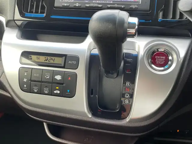 ホンダ Ｎ ＷＧＮ カスタム G ターボパッケージ 埼玉県 2014(平26)年 11.2万km プレミアムホワイトパール /ワンオーナー//純正メモリナビ//バックカメラ//クルーズコントロール//ETC//スマートキー//キセノン//CTBA 衝突軽減ブレーキ//Wエアバッグ&ABS//横滑り防止装置//ハーフレザーシート//パドルシフト//革巻きステアリング//オートライト//Fフォグランプ//リヤスポイラー//プライバシーガラス//純正14インチAW//新車時保証書//取扱説明書//ナビ取説