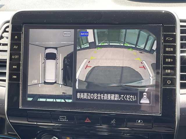日産 セレナ e－パワー ハイウェイスター V 和歌山県 2021(令3)年 4.4万km ダイヤモンドブラック 純正10インチナビ/フルセグTV/アラウンドビューモニター/純正フリップダウンモニター/デジタルインナーミラー/(BT/CD/DVD/MSV)/エマージェンシーブレーキ/プロパイロット/ブラインドスポットモニター/前後コーナーセンサー/レーンキープ/両側パワースライドドア/ビルトインETC/ドライブレコーダー/前席シートヒーター/後席サンシェード/電子パーキング/オートホールド/LEDヘッドライト/オートライト/オートマチックハイビーム