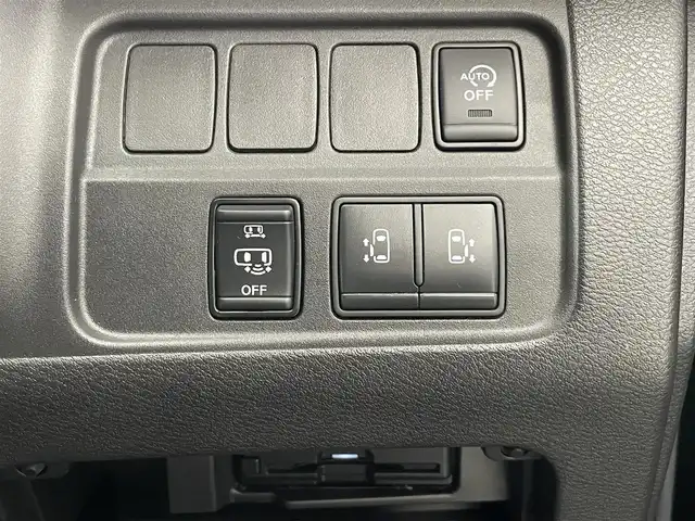 日産 セレナ ハイウェイスター V 愛知県 2021(令3)年 2.4万km ダイヤモンドブラック 純正１０型ナビ　フルセグＴＶ　全方位カメラ　プロパイロット　デジタルインナーミラー　純正前後ドラレコナビ連動　ハンズフリー両側パワスラ　ＥＴＣ　エマージェンシーブレーキ　衝突軽減　追従クルコン　ハンドル支援　ＬＥＤオートライト　フォグ　コーナーセンサー　禁煙