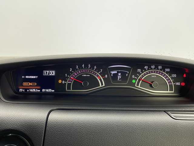 ホンダ Ｎ ＢＯＸ カスタム G L ホンダセンシング 千葉県 2017(平29)年 1.2万km プレミアムベルベットパープル・パール ホンダセンシング/　・衝突軽減ブレーキ〈CMBS〉/　・誤発進抑制機能/　・後方誤発進抑制機能/　・歩行者事故低減ステアリング/　・路外逸脱抑制機能/　・ACC〈アダプティブ・クルーズ・コントロール〉/　・LKAS〈車線維持支援システム〉/　・オートハイビーム/　・先行車発進お知らせ機能/　・標識認識機能/純正9インチメモリナビ/　CD/DVD/BT/フルセグTV/片側パワースライドドア/ビルトインETC/バックカメラ/電動格納ミラー/スマートキー＆プッシュスタート/純正フロアマット/純正14インチアルミホイール