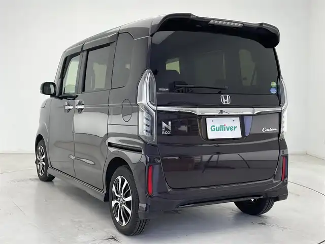 ホンダ Ｎ ＢＯＸ カスタム G L ホンダセンシング 千葉県 2017(平29)年 1.2万km プレミアムベルベットパープル・パール ホンダセンシング/　・衝突軽減ブレーキ〈CMBS〉/　・誤発進抑制機能/　・後方誤発進抑制機能/　・歩行者事故低減ステアリング/　・路外逸脱抑制機能/　・ACC〈アダプティブ・クルーズ・コントロール〉/　・LKAS〈車線維持支援システム〉/　・オートハイビーム/　・先行車発進お知らせ機能/　・標識認識機能/純正9インチメモリナビ/　CD/DVD/BT/フルセグTV/片側パワースライドドア/ビルトインETC/バックカメラ/電動格納ミラー/スマートキー＆プッシュスタート/純正フロアマット/純正14インチアルミホイール