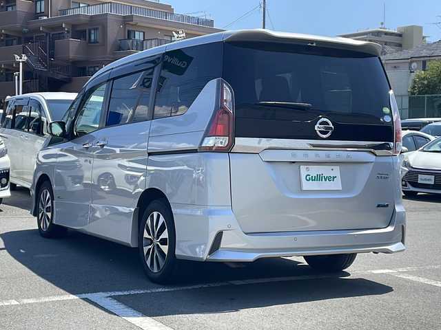 日産 セレナ ハイウェイスター プロパイロットED 静岡県 2016(平28)年 7万km ブリリアントシルバー 純正ナビ/地デジＴＶ/純正CD/DVD/Bluetooth/バックカメラ/フリップダウンリアモニター/両側パワースライドドア/ハンズフリースライドドア/プロパイロット/純正16インチAW/スマートキー/ETC