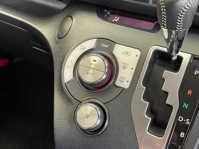 トヨタ シエンタ G クエロ 岩手県 2019(令1)年 8.8万km ブラックマイカ ワンオーナー/４WD/寒冷地仕様/両側パワースライドドア/トヨタセーフティセンスC/プリクラッシュセーフティ/レーンディパーチャーアラート/オートマチックハイビーム/クリアランスソナー/パーキングサポートブレーキ/横滑り防止装置/ワイパーデアイサー/オートエアコン/カロッツェリア9インチナビ/（CD/DVD/フルセグ/SD/Bluetooth）/バックカメラ/ドライブレコーダー/ETC/エンジンスターター/LEDヘッドライト/15インチスチールホイール/純正ホイールキャップ