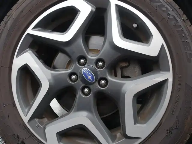 スバル ＸＶ ハイブリッド アドバンス 山形県 2019(令1)年 6万km ピュアレッド 4WD/衝突被害軽減システム/メモリナビ/　　【CD DVD BT フルセグ USB】/レーダークルーズコントロール/LEDオートヘッドライト/SRH/ハーフレザーシート/パワーシート/純正18インチアルミホイール/アイドリングストップ/ステアリングスイッチ/パドルシフト/電動格納ウィンカーミラー/フォグランプ/X-MODE/スマートキー