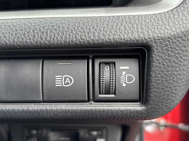 トヨタ プリウス U 三重県 2023(令5)年 6.1万km エモーショナルレッドⅡ 登録時走行距離６０４５６ｋｍ/全方位カメラ/レーダークルーズコントロール/純正ディスプレイオーディオ/・Bluetooth/・ミラキャスト/レーンキープアシスト/ブラインドスポットモニター/電動パーキング/ブレーキホールド/プリクラッシュセーフティ/オートライト/オートマチックハイビーム/クリアランスソナー/ETC2.0/ドライブレコーダー（前後）/ウインカーミラー/電格ミラー/ドアバイザー/プッシュスタート/スマートキー/純正フロアマット