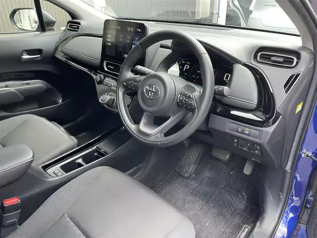トヨタ アクア G 滋賀県 2022(令4)年 6.1万km ダークブルーマイカM 禁煙車/純正10.5型ナビ/Bluetooth/USB/フルセグTV/バックカメラ/サイドカメラ/前後ドラレコ/ETC/トヨタセーフティセンス/プリクラッシュ/シートヒーター/ステアリングヒーター/LED/オートライト/オートハイビーム/100V電源/コーナーセンサー